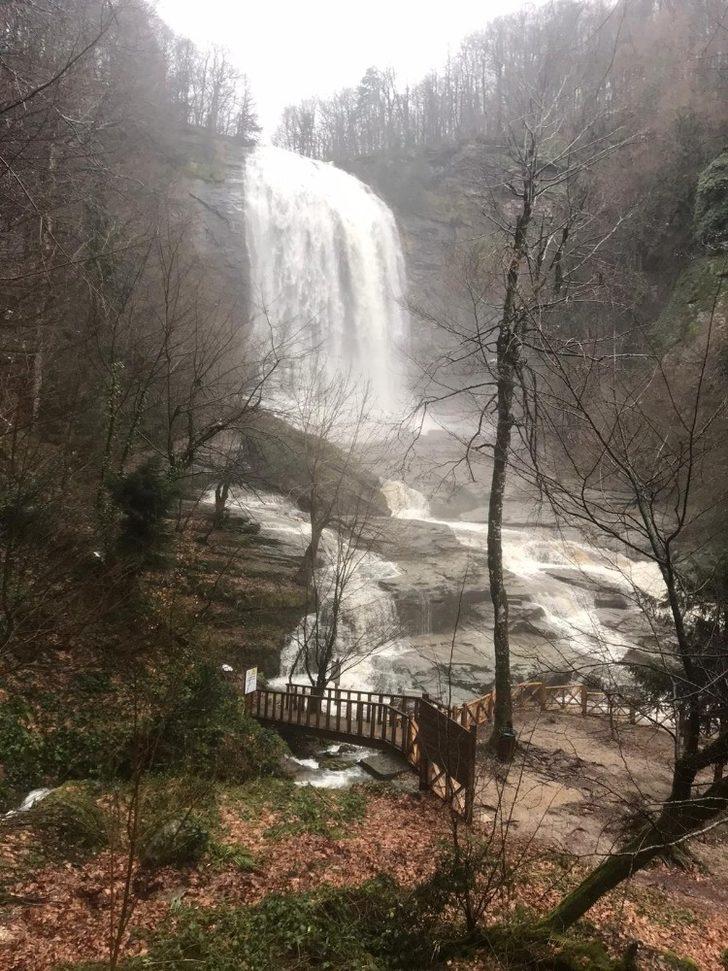 Suuçtu Şelalesi çağlıyor G3