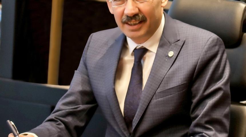 Gülsoy: “Hekimlerimizin ve sağlık çalışanlarımızın hakkını ödeyemeyiz”