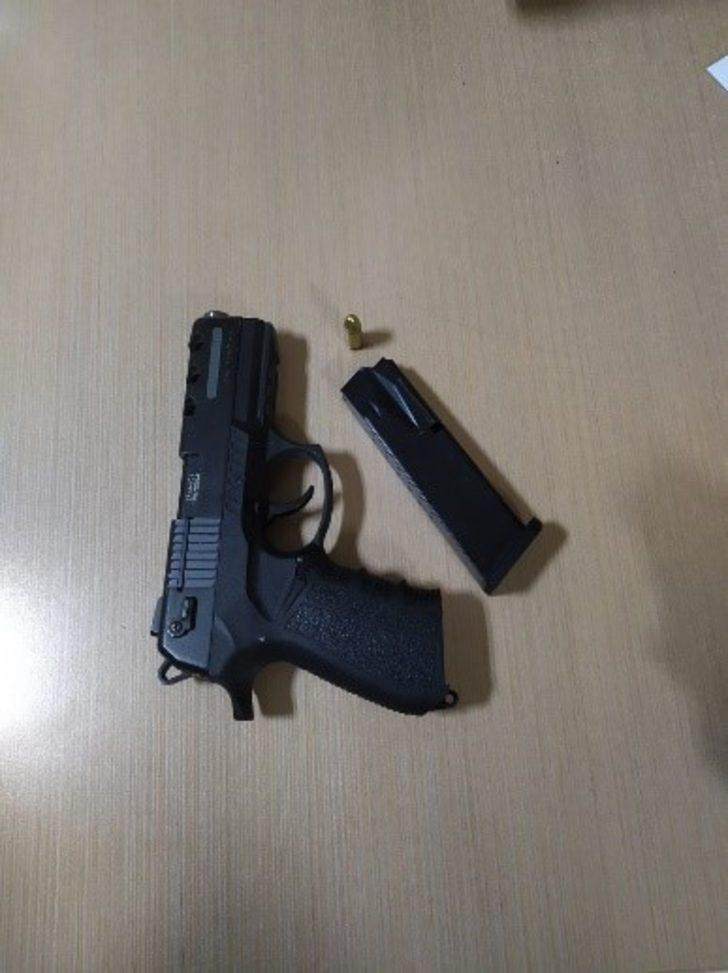 Uşak’ta 37 aranan şahıstan 31’i tutuklandı G3