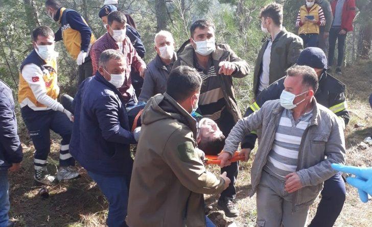 Konfeksiyon işçilerini taşıyan minibüs kaza yaptı: 10 yaralı G3