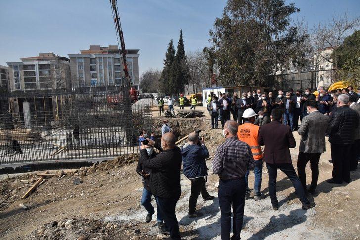 Okulun temelini eski mezunlar attı G5