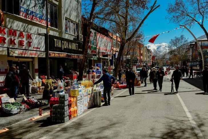 Elbistan’da ‘alışveriş bayramı’ büyük ilgi gördü G4