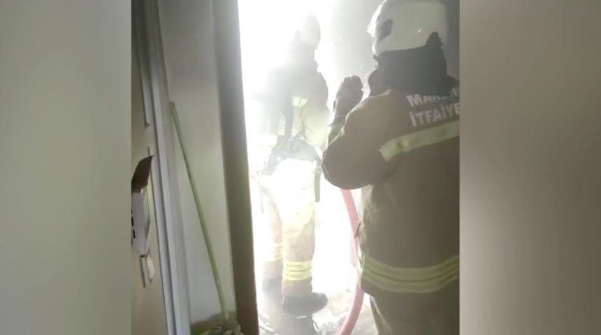 Mardin&rsquo;de 8 katlı apartmanda korkutan yangın