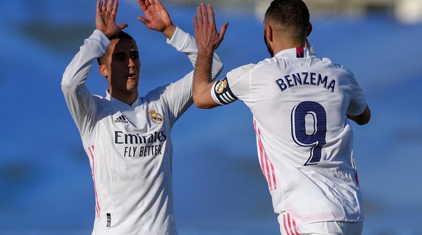 Benzema, Real Madrid'e can verdi!