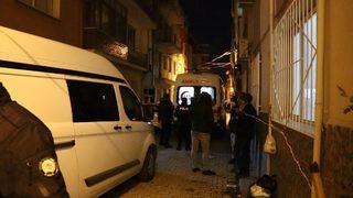 Trans bireyin cansız bedeni çekyatın içinde bulunmuştu! 3 şüpheli yakalandı