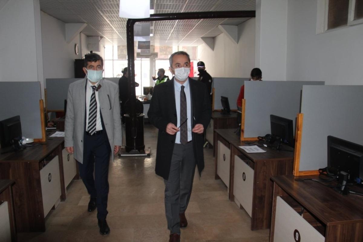 Kaymakam Pişkin: &ldquo;Kontrol&uuml; kaybederken, normalleşmeyi hayalimizde g&ouml;r&uuml;r&uuml;z&rdquo;