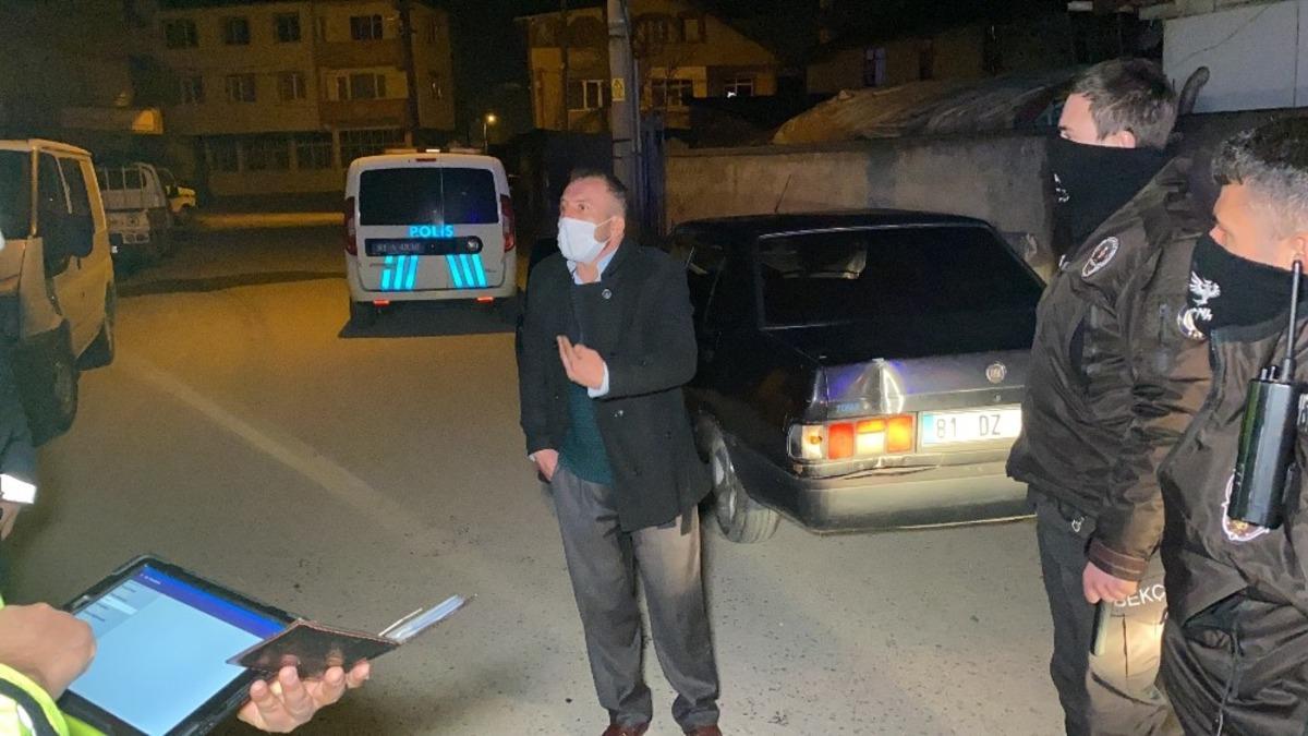 Alkoll&uuml; ara&ccedil; kullanıp, polise sitem etti