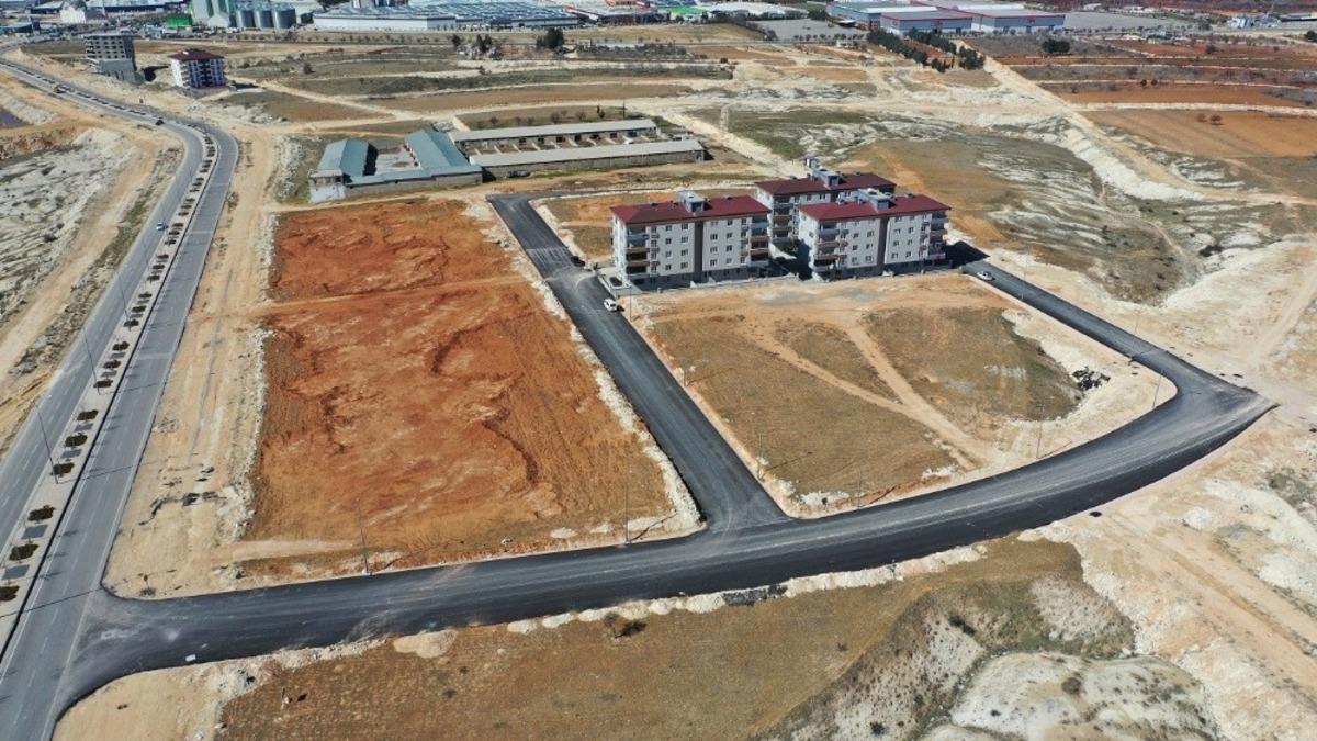 Gaziler Mahallesi&rsquo;ne modern yollar kazandırıldı