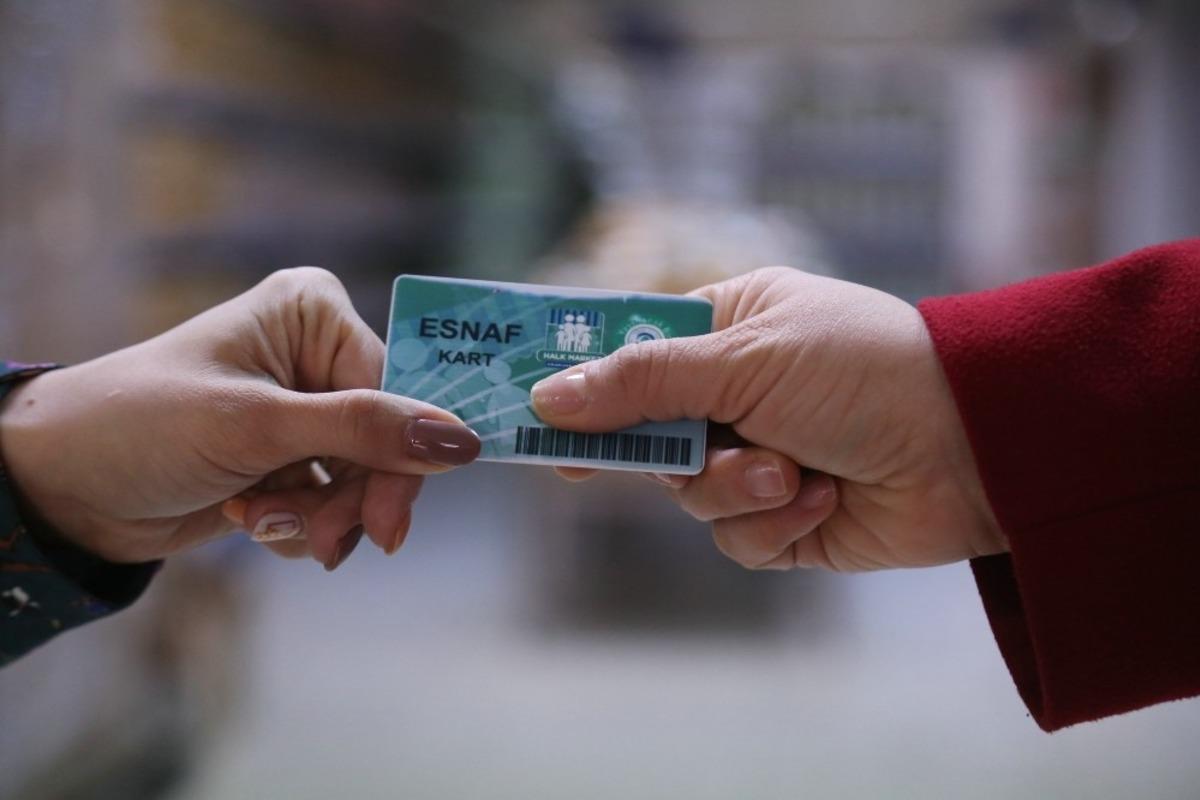 Odunpazarı &rsquo;Halk Market&rsquo;ten bin 500 esnaf faydalandı