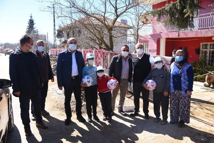 Başkan Kayda 5 mahallede vatandaşla buluştu G4