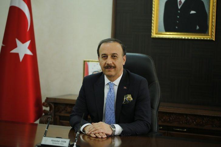 Vali Erin sağlık çalışanlarını tebrik etti G1