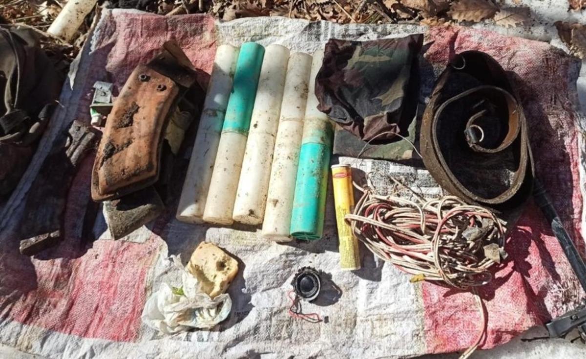 Tunceli&rsquo;de 5 sığınak imha edildi