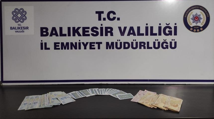 Kumar oynatılan eve kameralı polis baskını