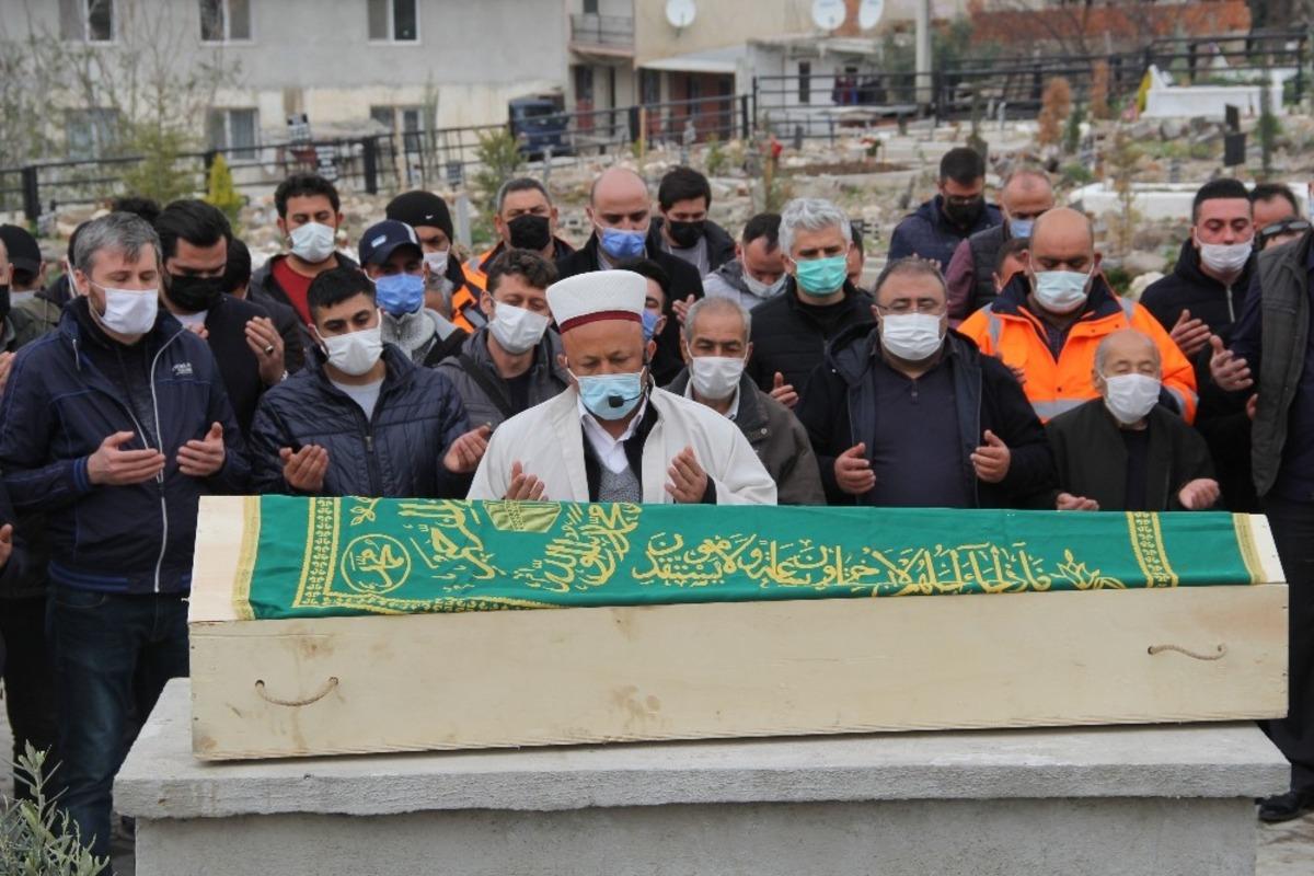 Şofbenden zehirlenen gen&ccedil; &ccedil;ifte g&ouml;zyaşlı veda