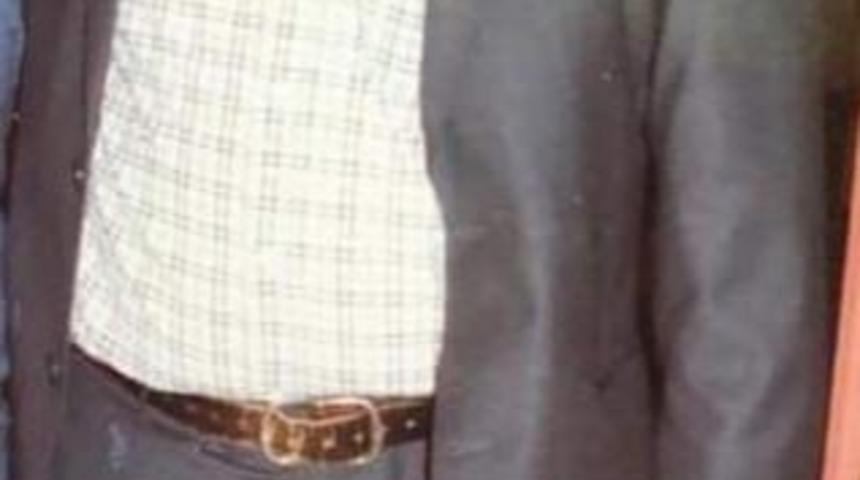 Babasının cenazesinde kalp krizi ge&ccedil;iren adam &ouml;ld&uuml;