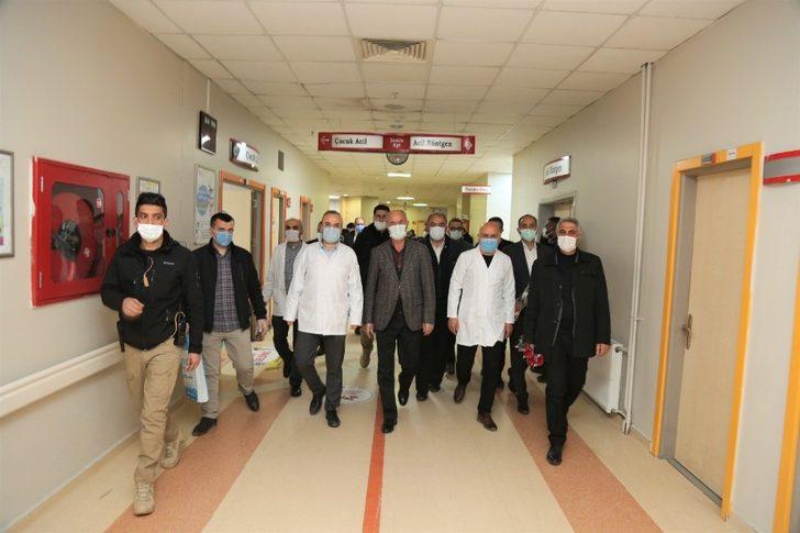 Başkan Akman’dan sağlık çalışanlarına çiçekli teşekkür G1