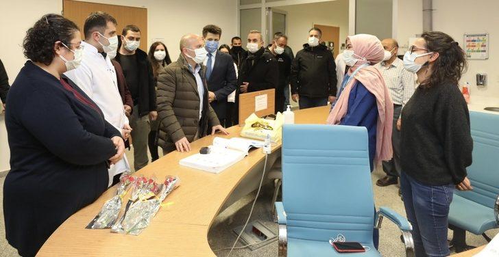 Vali Varol’dan sağlık çalışanlarına ziyaret G3