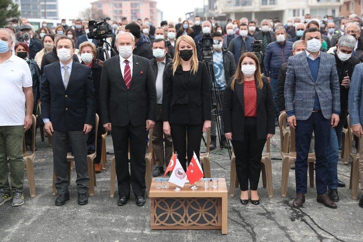 Denizli’de ’Sağlık Çalışanlarına Saygı Anıtı’ 14 Mart Tıp Bayramı’nda törenle açıldı G5