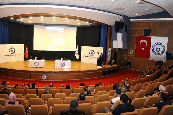 Kabulünün 100. yılında İstiklal Marşı ve Mehmet Akif Ersoy paneli gerçekleşti G1