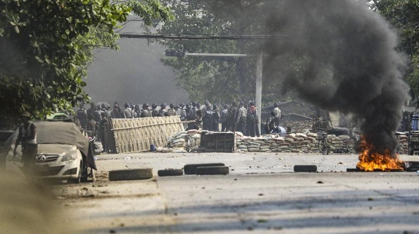 Myanmar&rsquo;daki darbe karşıtı g&ouml;sterilerde &ouml;l&uuml; sayısı 38&rsquo;e y&uuml;kseldi