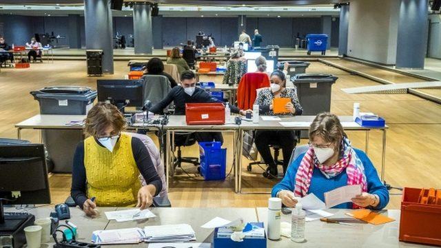 Hollanda da genel seçim: Salgın yüzünden üç güne yayılan seçim bugün başlıyor 1