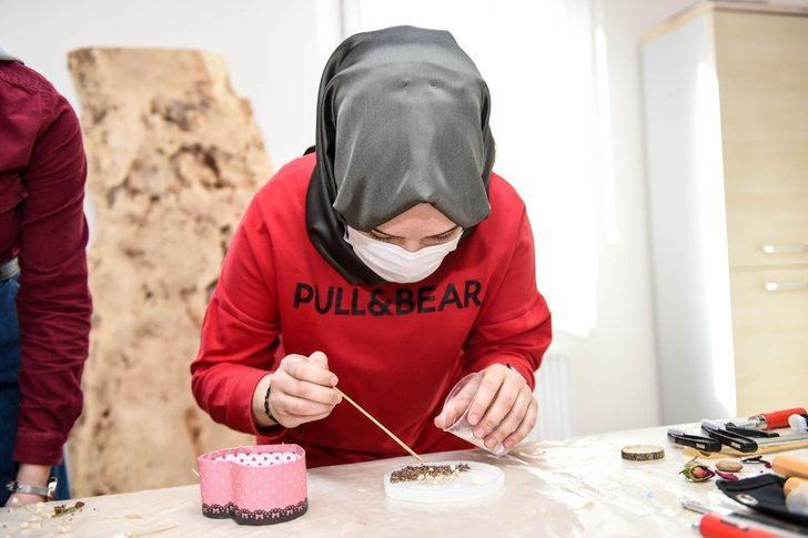 Altındağ Belediyesi’nden kadınlara mesleki eğitim kursu G5