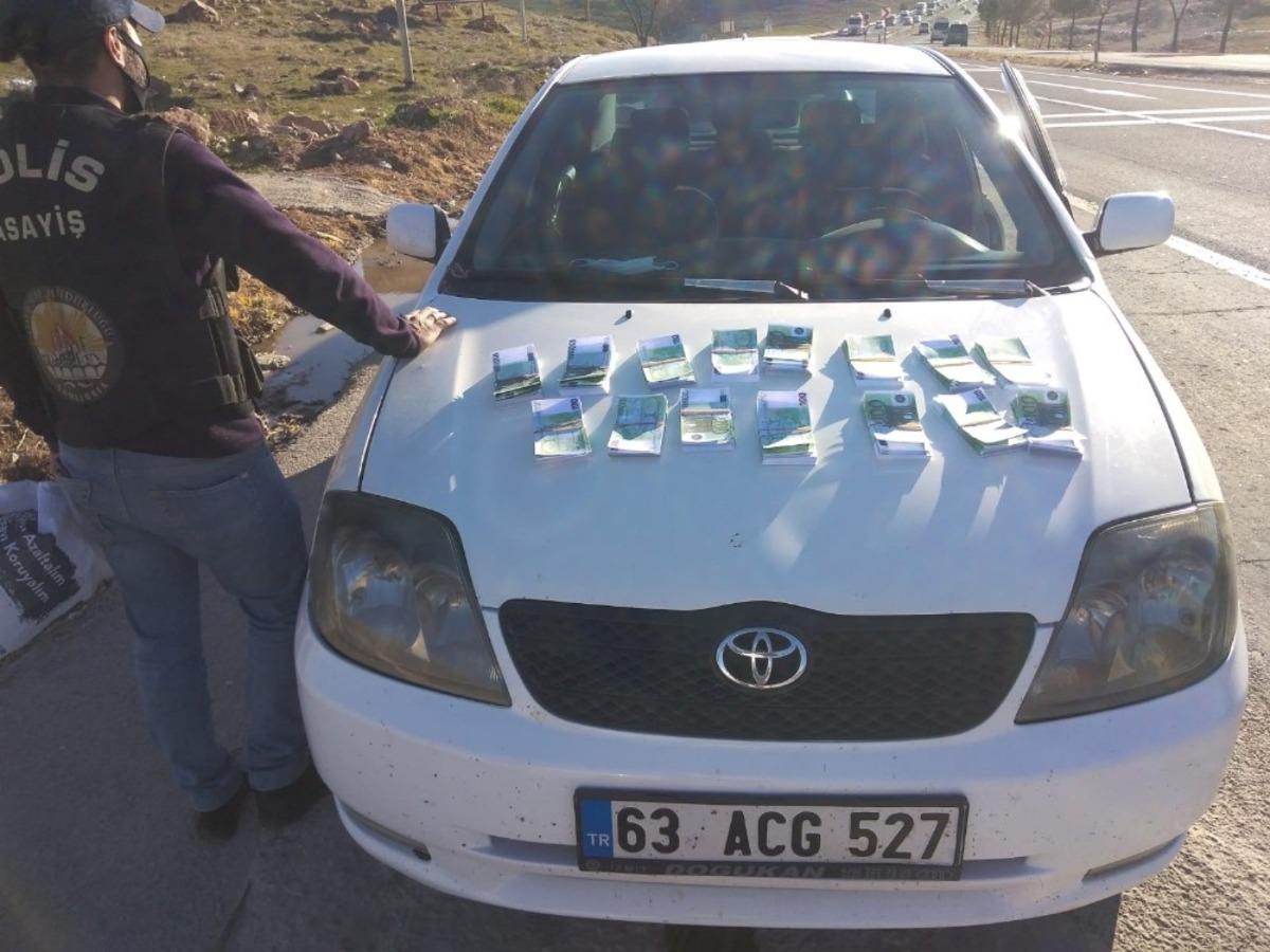 Sahte polis emekli noteri 2 milyon lira dolandırdı