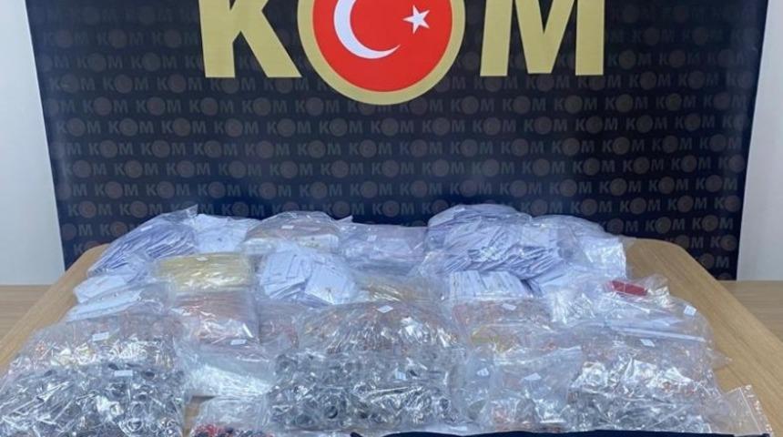 Artvin&rsquo;de g&uuml;m&uuml;ş ka&ccedil;ak&ccedil;ılığı