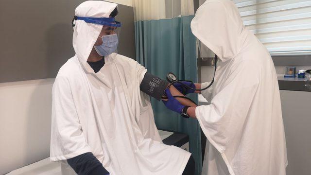 Covid-19'u 7 dakikada yok eden kalkan hastanelerde test edildi: Göz ve cilde zararı yok