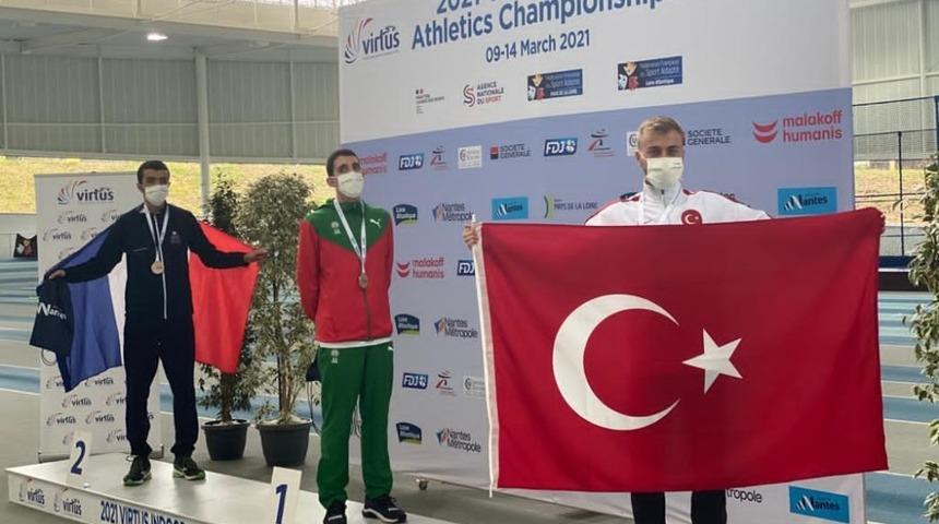 K&uuml;tahyalı sporcu Oğuz T&uuml;rker&rsquo;den Avrupa &uuml;&ccedil;&uuml;nc&uuml;l&uuml;ğ&uuml;