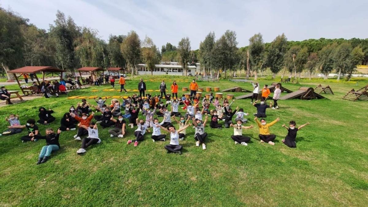 Tarsus Gen&ccedil;lik Kampı, Duatepeli &ccedil;ocuklarla şenlendi