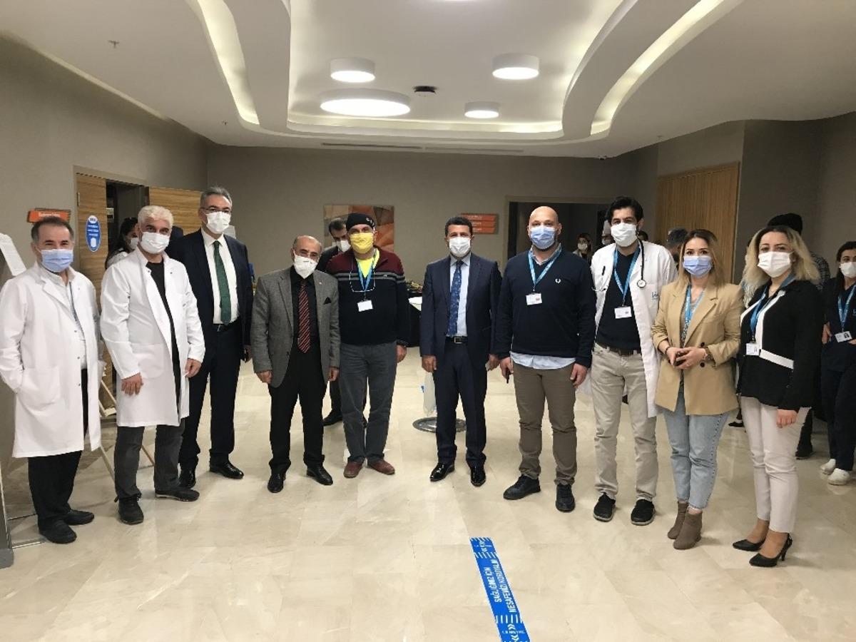 Liv Hospital&rsquo;da 14 Mart Tıp Bayramı d&uuml;zenlenen kokteyl ile kutlandı