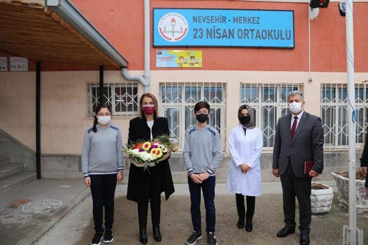 Nevşehir Valisi Becel, haftaya okul ziyaretleri ile başladı G4