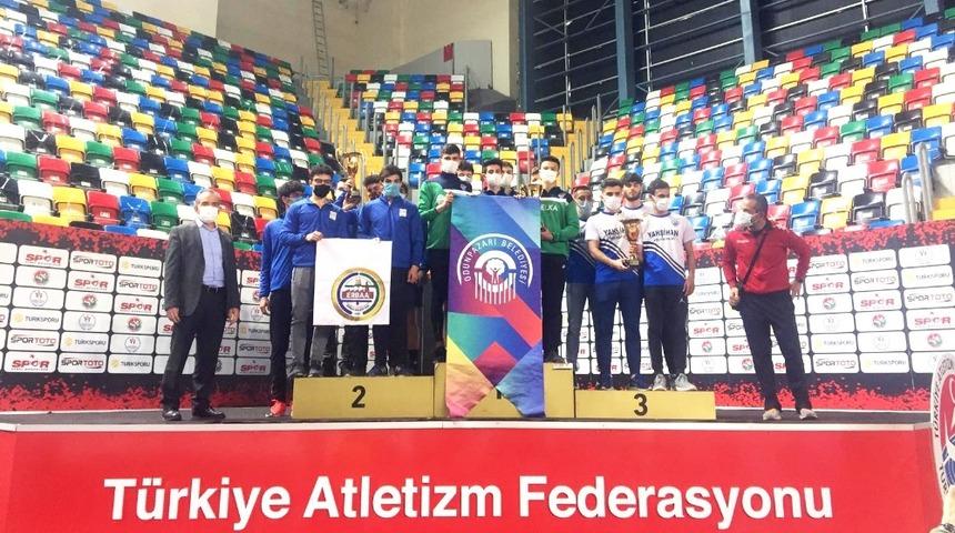 Odunpazarı Belediyesi Erkek Atletizm Takımı Türkiye Şampiyonu oldu