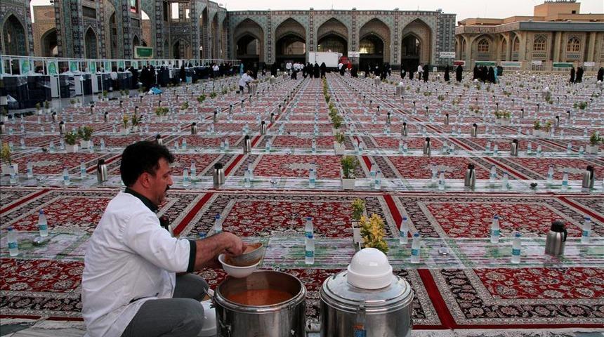 İlk oruç ne zaman tutulacak? Diyanet Ramazan takvimini açıkladı  