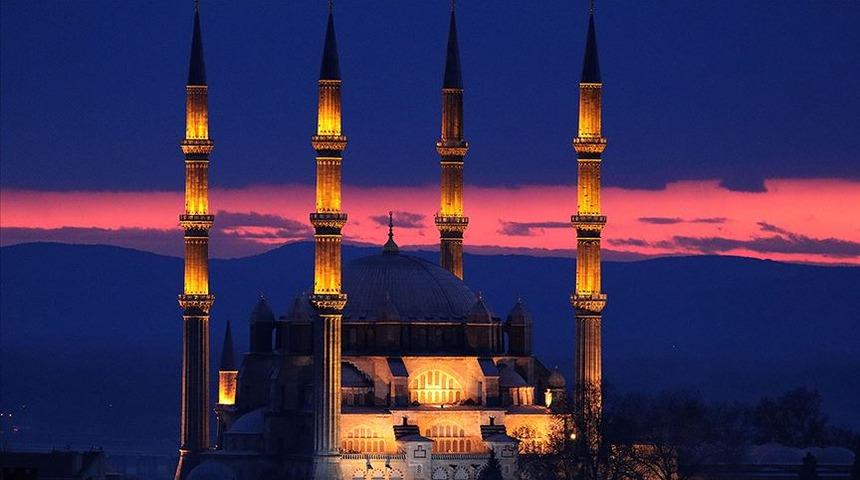 İtikaf ne zaman başlıyor? Ramazan’ın son 10 günü itikaf nasıl yapılır? İtikaf ne demek?