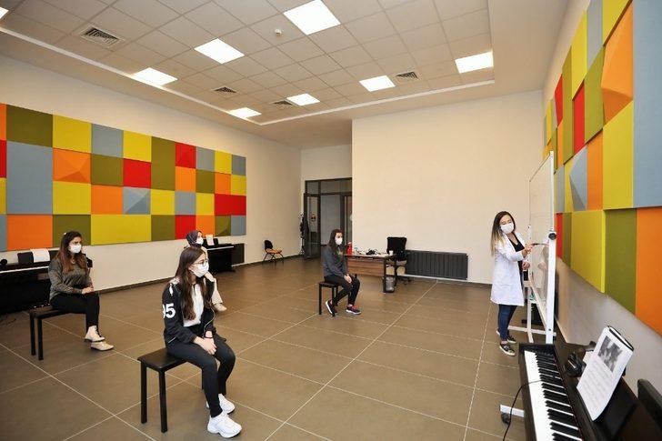 Yeni piyanistler Şehitkamil Sanat Merkezi’nde yetişiyor G4