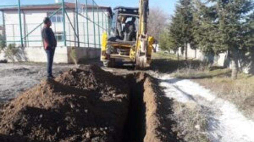 &Ouml;ğrencilerin ısınma sorunu doğalgazla &ccedil;&ouml;z&uuml;ld&uuml;