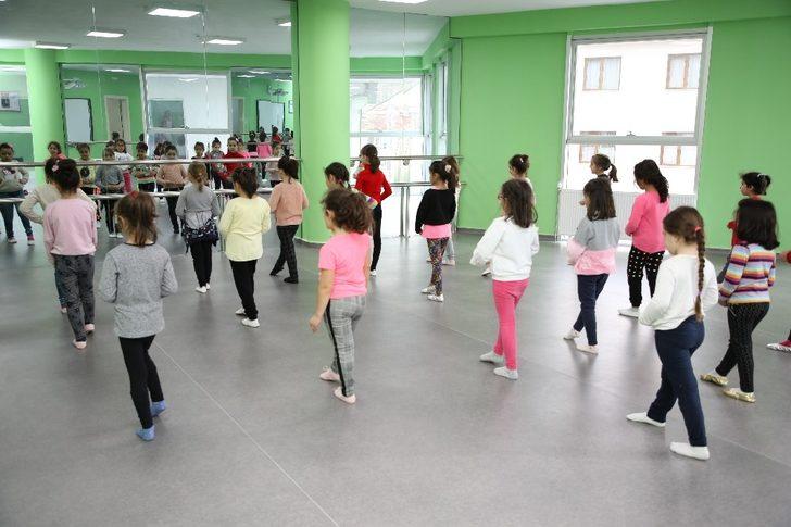 Gölbaşı Belediyesi Eğitim Kurslarının startını verdi G1