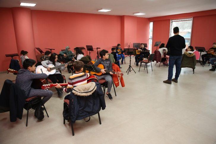 Gölbaşı Belediyesi Eğitim Kurslarının startını verdi G2