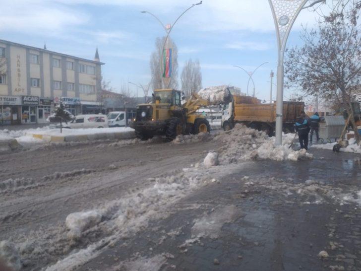 Bahar mevsiminde karla mücadele çalışması G1