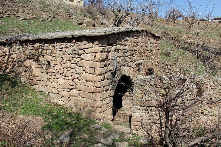 Siirt’te köylüler, 250 yıllık hamamın koruma altına alınmasını istiyor G2