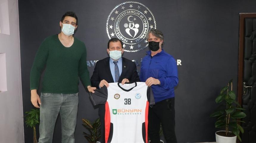 B&uuml;nyan&rsquo;da voleybol heyecanı