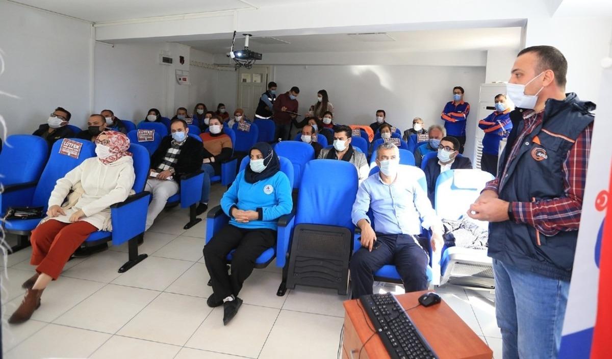 Pamukkale Belediyesi personelini afetlere karşı hazırlıyor