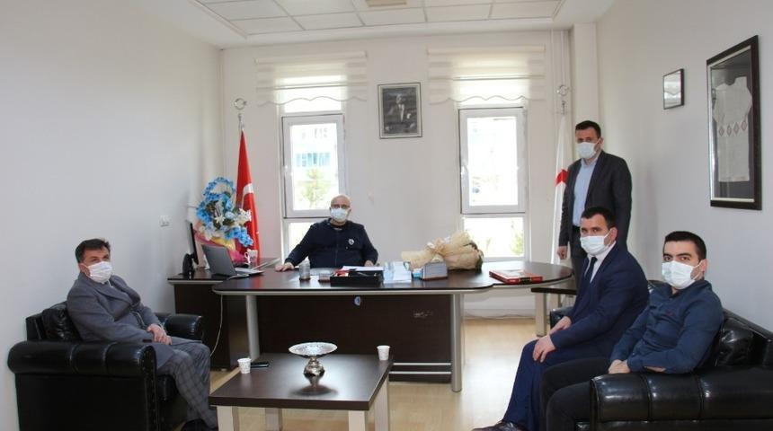 Başkan Demir, &ccedil;alışanlarının Tıp Bayramını kutladı