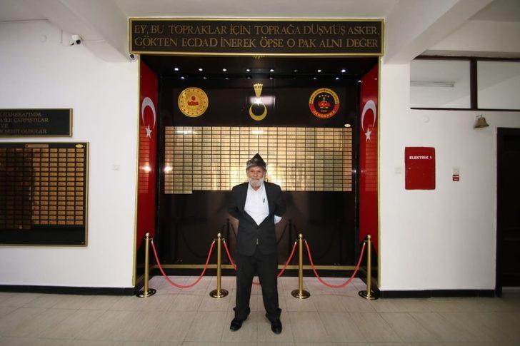 Van’a gelen ‘Elmacı Dede’  İl Jandarma Komutanlığını ziyaret etti G2