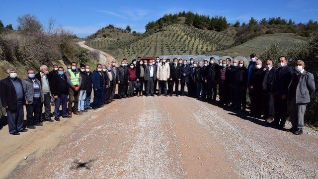 Gördes-Salihli yolunda beton yol konforu