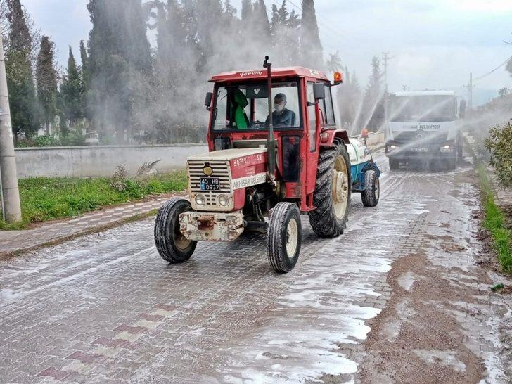 Akhisar Belediyesinden karantinadaki mahalleye yardım paketi desteği G4