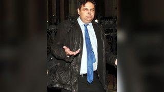 Oxford mezunu işsiz, ailesinden ömür boyu para almak için dava açtı