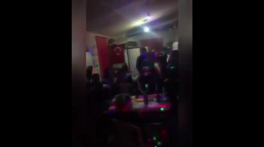 Eğlence merkezine &ccedil;evrilen m&uuml;ştemilata korona baskını